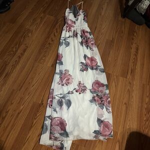 Windsor Bloom in Beauty‎ Floral Maxi Dress Lace Open Back Bohemian Wedding Party